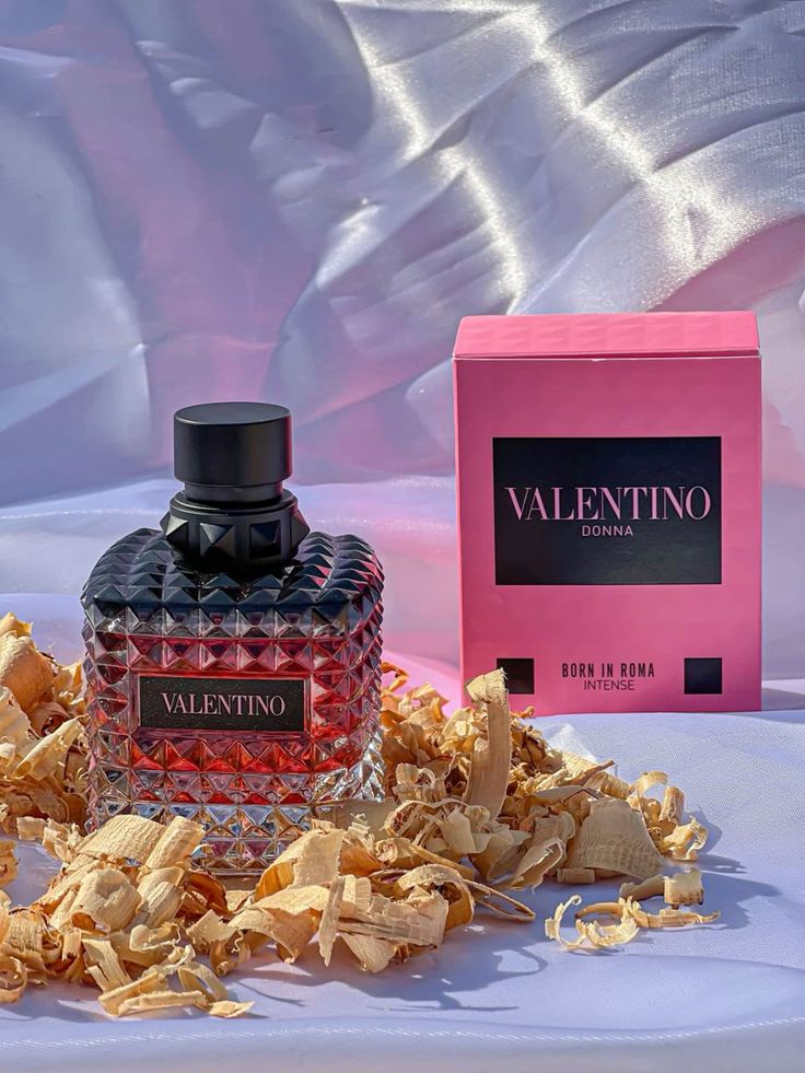 Valentino Donna Born In Roma Intense Eau de Parfum - 100ml for Women